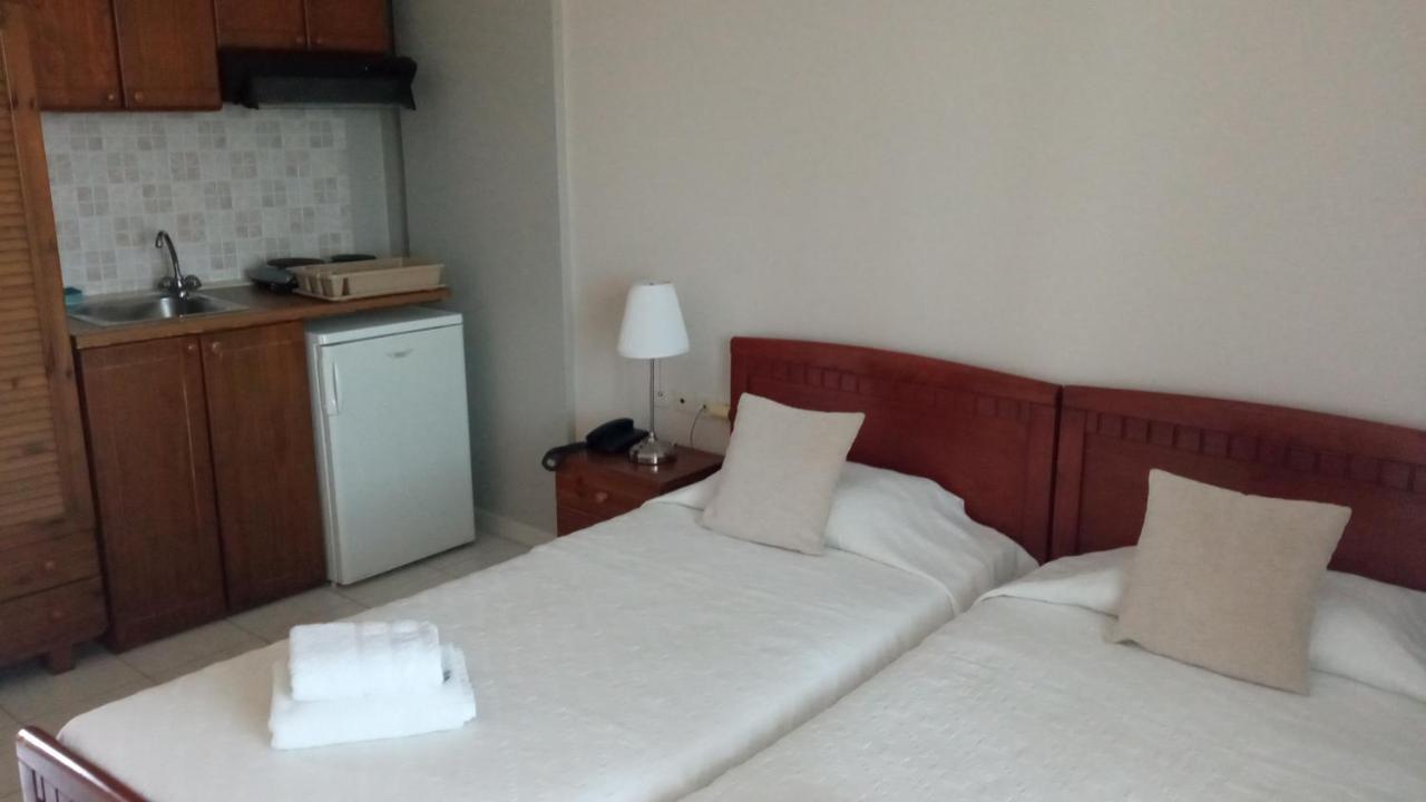 Hotel Pavlos - Studios Toló Kültér fotó