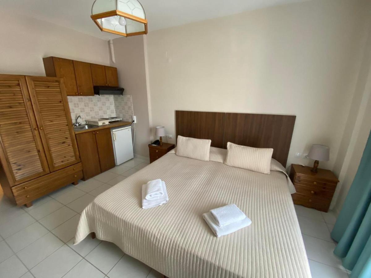 Hotel Pavlos - Studios Toló Kültér fotó