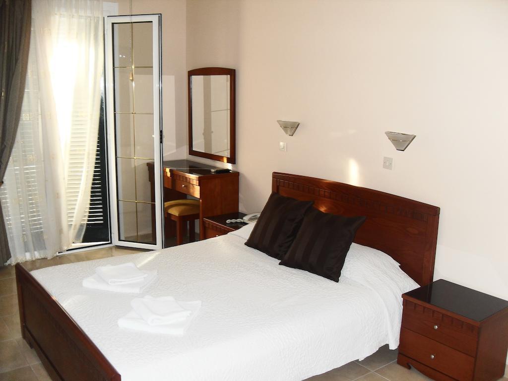 Hotel Pavlos - Studios Toló Szoba fotó